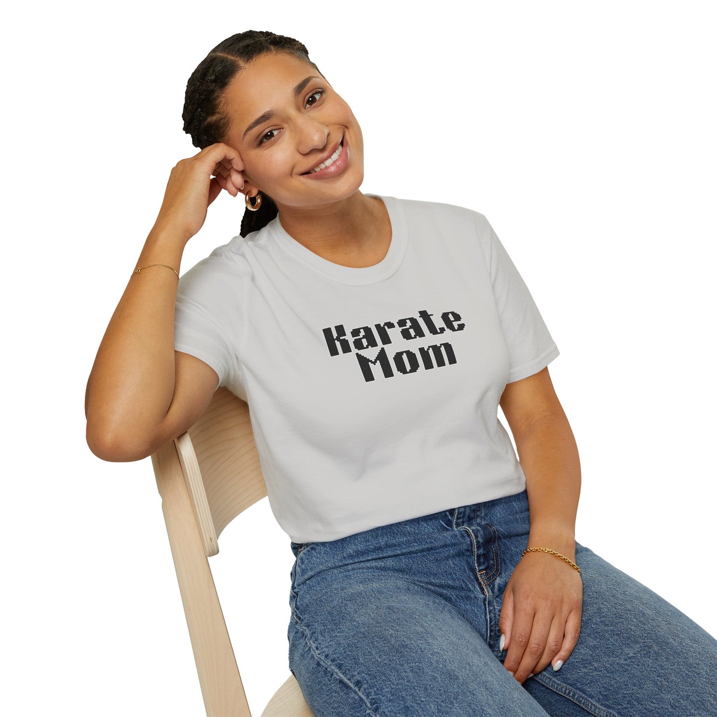 Karate Mom Typography T-Shirt - Perfect Gift for Martial Arts Enthusiasts